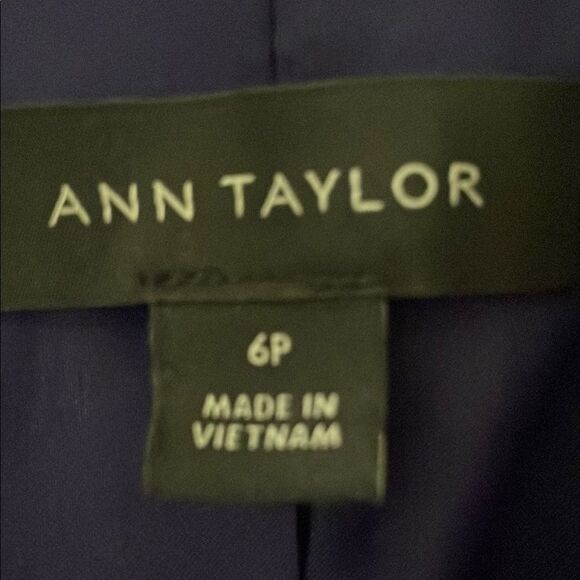 Ann Taylor Cotton Blend Tweed Purple Cropped Jacket - Picture 2 of 5